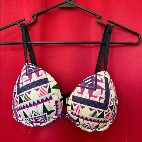 Victoria's Secret Geometric Bra - Pink and Black - Picture 1 of 1